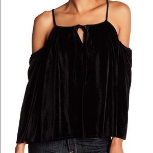 Laundry by Shelli Segal Cold Shoulder Velvet Top